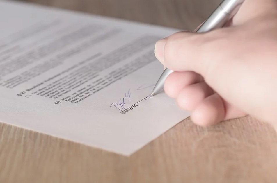 Seguros que debes tener contratados (Parte 1) lomug seguros particulares - Seguros que debes tener contratados (Parte 1)